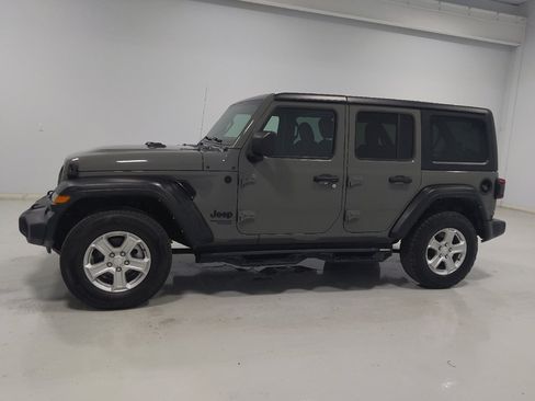 Used 2021 Jeep Wrangler Unlimited Sport AWD/4WD image 2