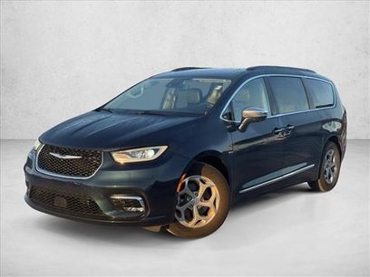 Used 2022 Chrysler Pacifica Limited