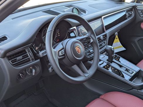 New 2026 Porsche Macan AWD/4WD image 4