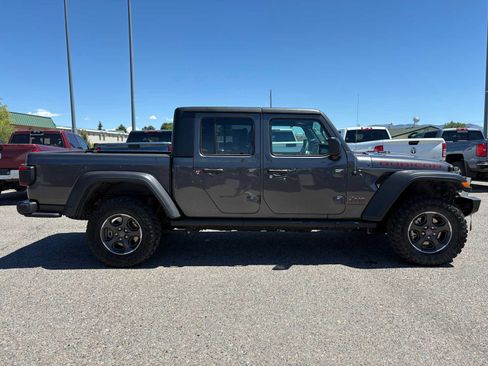 Used 2023 Jeep Gladiator Rubicon w/ LED Lighting Group AWD/4WD image 2