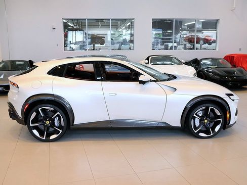 Certified 2025 Ferrari Purosangue AWD/4WD image 83