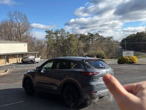 Used 2024 MAZDA CX-5 Carbon Edition image 11