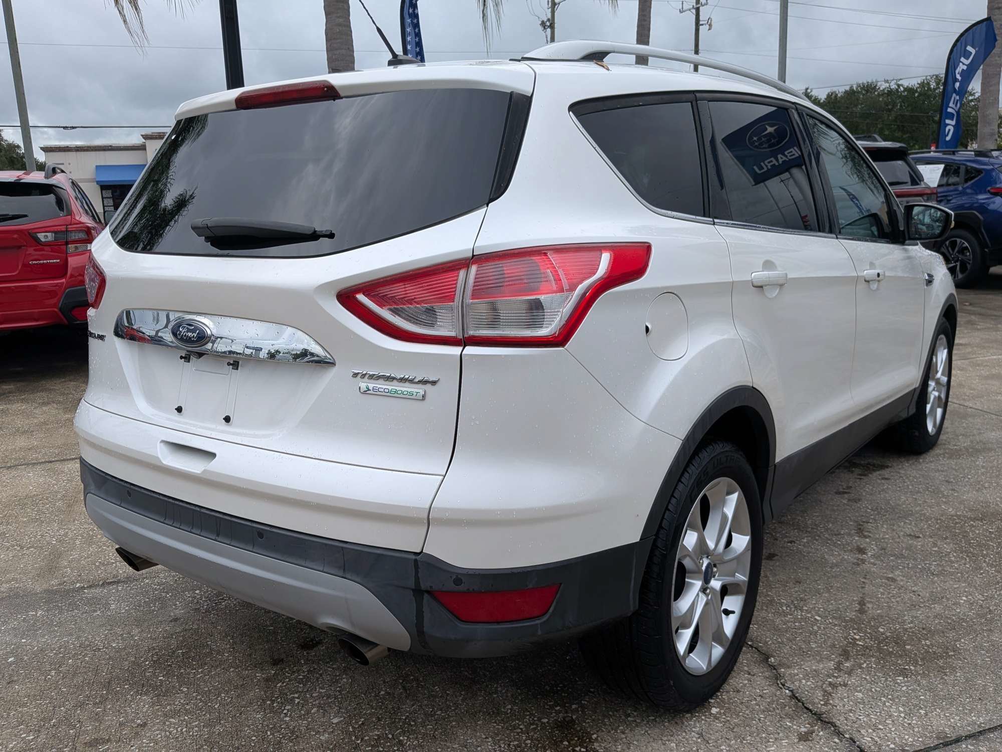 Used 2016 Ford Escape Titanium FWD image 3