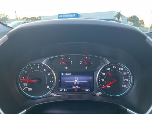 Used 2023 Chevrolet Equinox LT image 20