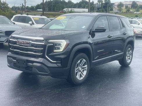 Used 2025 GMC Terrain Elevation AWD/4WD image 3