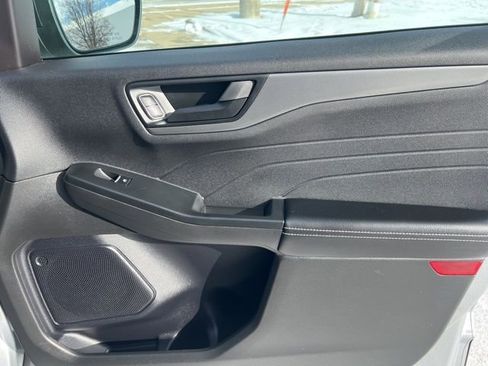 Used 2023 Ford Escape Active image 49