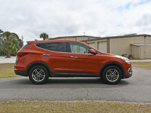 Used 2017 Hyundai Santa Fe Sport image 5