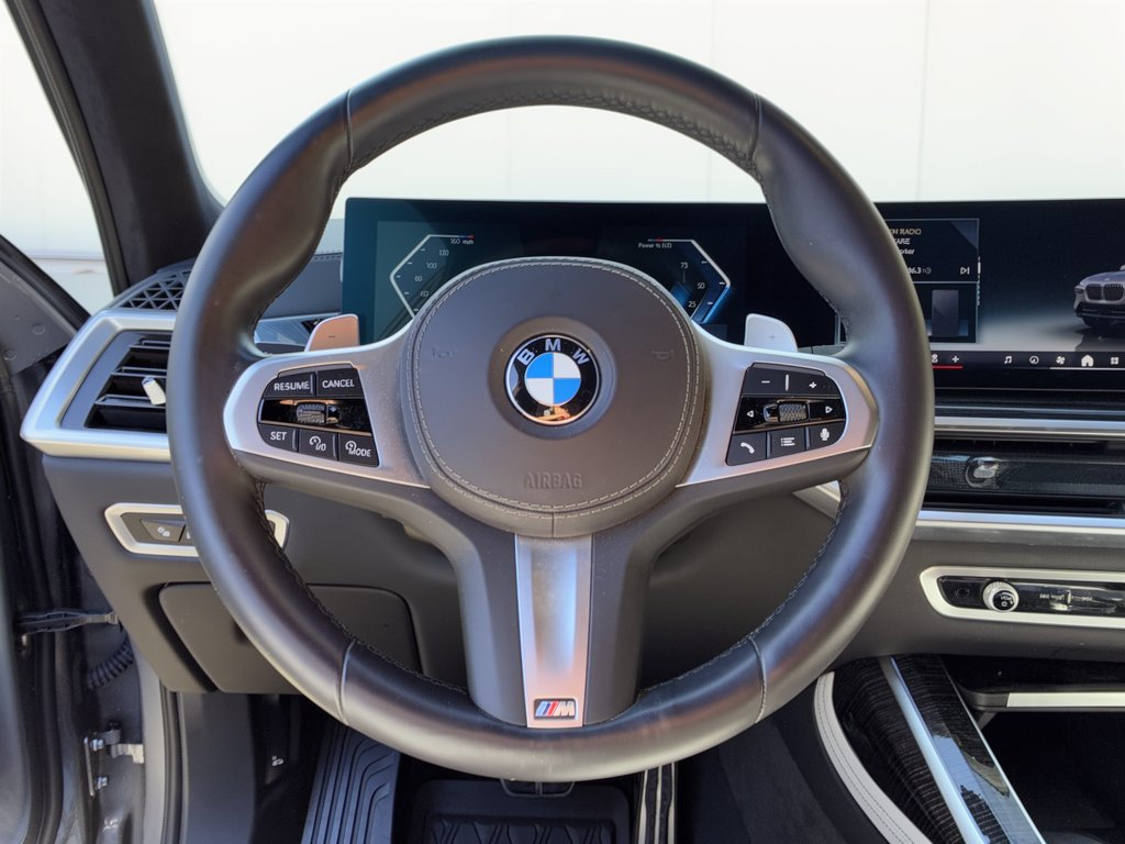 Used 2025 BMW X7 xDrive40i w/ M Sport Package AWD/4WD image 10