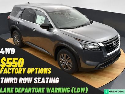 New 2025 Nissan Pathfinder S