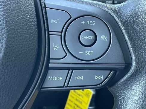 Used 2025 Toyota RAV4 LE FWD image 30