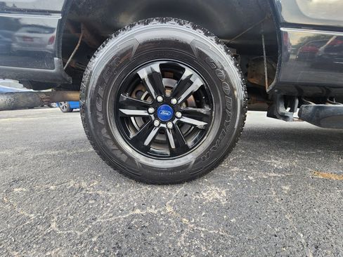 Used 2014 Ford F150 XLT w/ Equipment Group 302A Luxury image 20