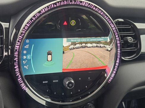 Used 2024 MINI Cooper SE image 16