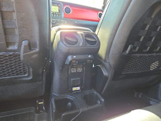 Used 2021 Jeep Gladiator Rubicon AWD/4WD image 30