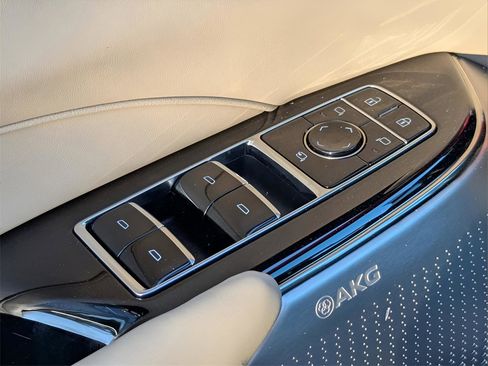 New 2025 Cadillac Lyriq Sport image 13