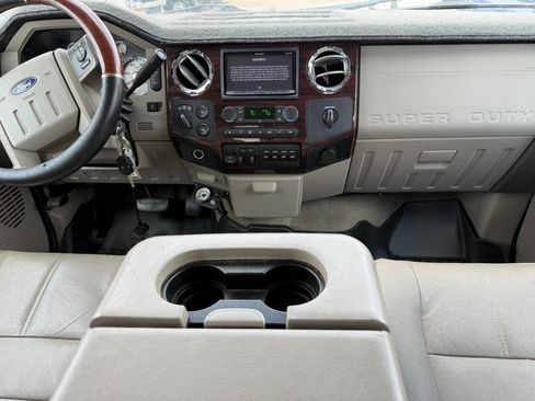 Used 2008 Ford F250 Lariat AWD/4WD image 10