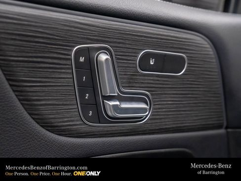 New 2026 Mercedes-Benz GLB 250 4MATIC image 17