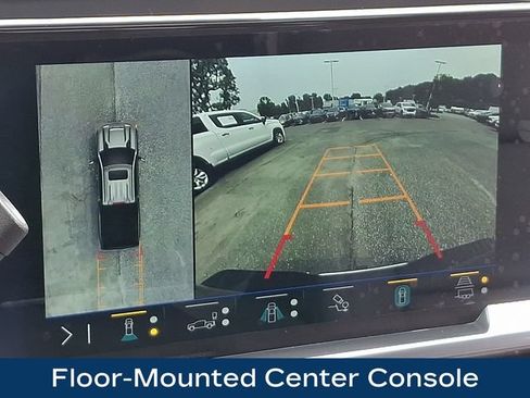 Used 2026 Chevrolet Silverado 2500 LTZ w/ LTZ Convenience Package AWD/4WD image 13