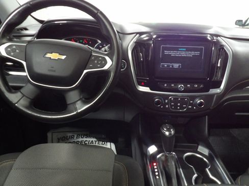 Used 2019 Chevrolet Traverse LT w/ LPO, Floor Liner Package AWD/4WD image 16