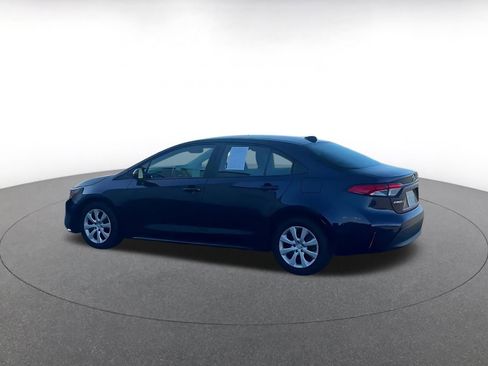 Used 2025 Toyota Corolla LE image 9