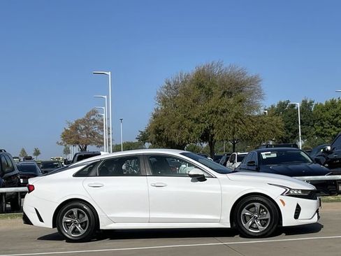 Used 2022 Kia K5 LXS FWD image 3