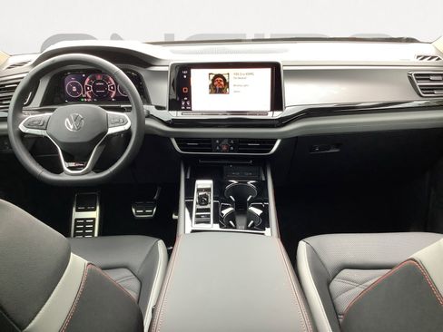New 2026 Volkswagen Atlas Peak Edition AWD/4WD image 14