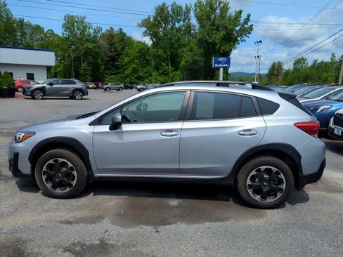 Used 2021 Subaru Crosstrek 2.0i Premium image 6