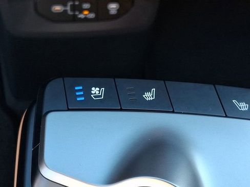 New 2025 Kia EV6 Wind image 18