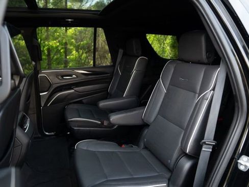 Used 2023 Cadillac Escalade Sport AWD/4WD image 46