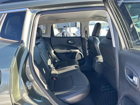 Used 2018 Jeep Compass Latitude w/ Cold Weather Group image 25