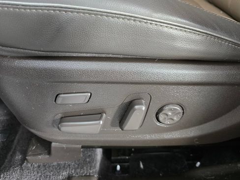 Used 2022 Hyundai Santa Fe Limited w/ Cargo Package AWD/4WD image 23