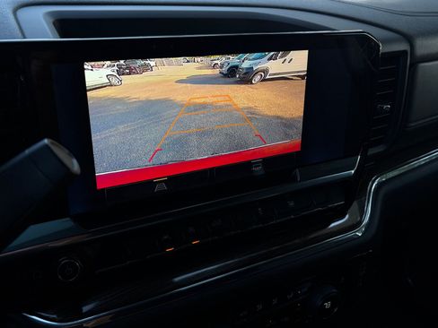 Used 2024 Chevrolet Silverado 1500 LT w/ Protection Package RWD image 15