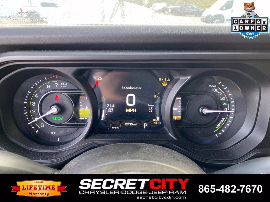 Used 2024 Jeep Wrangler Unlimited Sahara w/ Technology Group AWD/4WD image 19