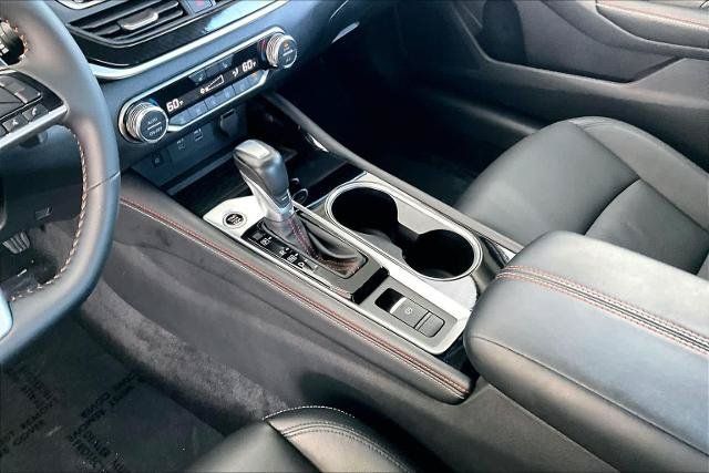 Certified 2025 Nissan Altima 2.5 SR w/ SR Premium Package AWD/4WD image 17
