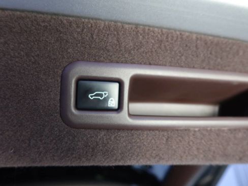 Used 2019 Lexus RX 350L FWD image 40