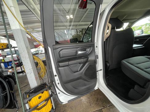 Used 2019 RAM 1500 Tradesman AWD/4WD image 16