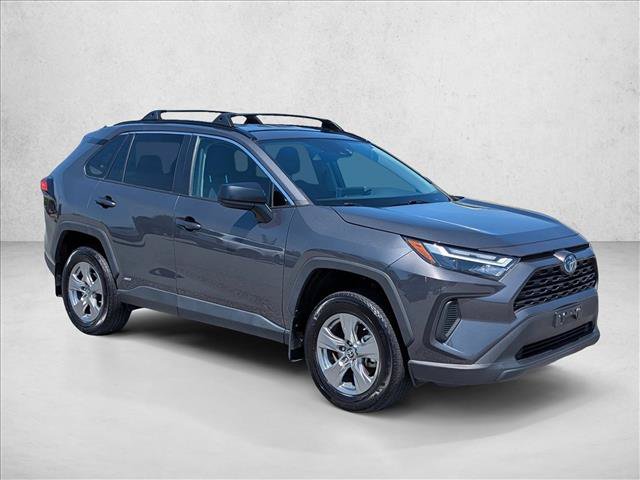 Used 2024 Toyota RAV4 LE AWD/4WD image 3