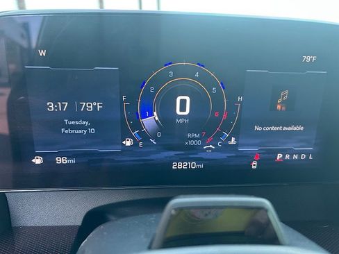 Used 2024 Chevrolet Traverse RS image 20