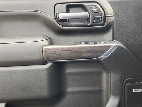 Used 2021 Chevrolet Silverado 3500 LTZ w/ LTZ Plus Package image 6