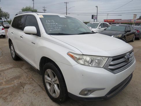 Used 2013 Toyota Highlander Limited image 11