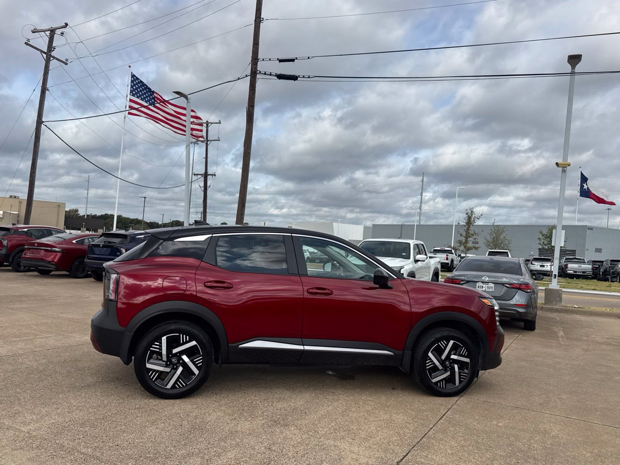 Used 2025 Nissan Kicks SV FWD image 28