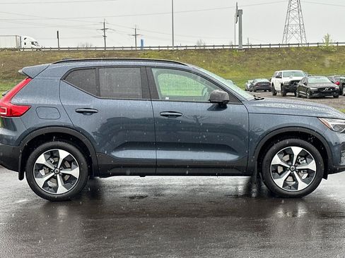 New 2026 Volvo XC40 B5 Plus w/ Protection Package Premier image 2