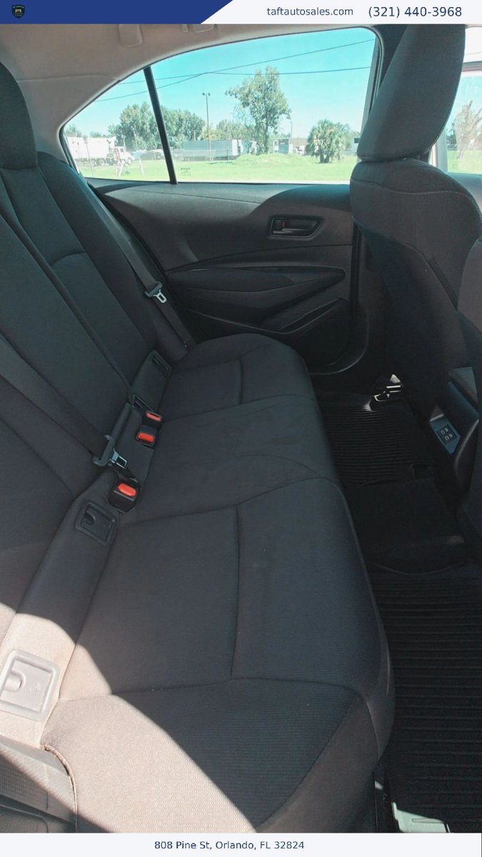 Used 2025 Toyota Corolla LE FWD image 17