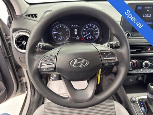 Used 2022 Hyundai Kona SE image 40