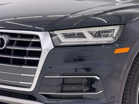 Used 2019 Audi Q5 Prestige w/ Prestige Package AWD/4WD image 12
