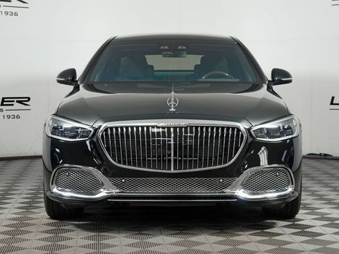 Used 2025 Mercedes-Benz Maybach S 680 4MATIC image 8