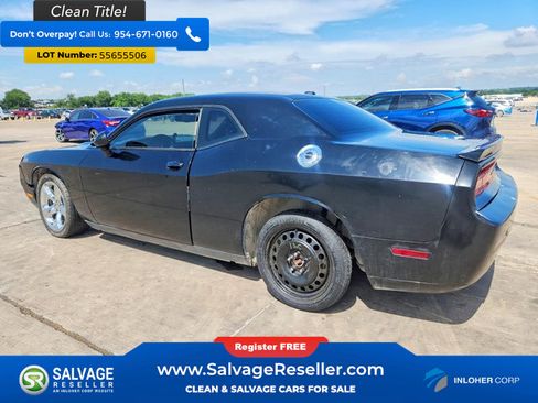 Used 2013 Dodge Challenger SXT w/ Super Sport Group RWD image 3