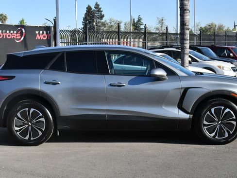 Used 2024 Chevrolet Blazer EV LT image 9