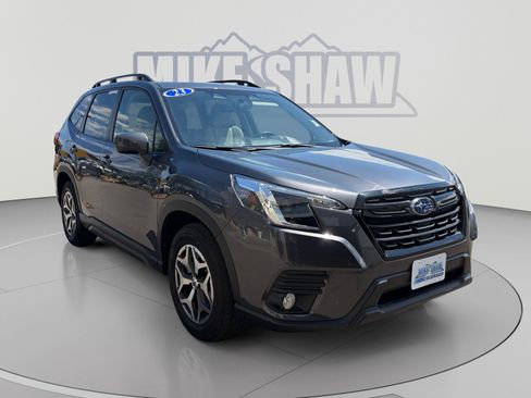 Used 2023 Subaru Forester Premium AWD/4WD image 7