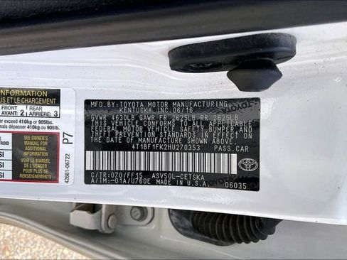 Used 2017 Toyota Camry SE FWD image 14