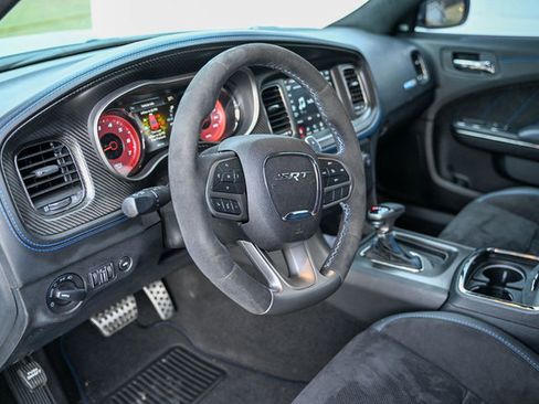 Used 2020 Dodge Charger SRT Hellcat w/ Navigation & Travel Group image 22